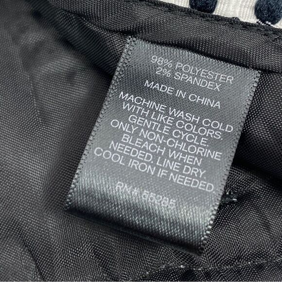 Express Editor Swiss Dot Crop Pants White Blue 2 - Picture 7 of 9